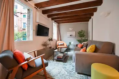 Image de An oasis of peace in San Marco top location