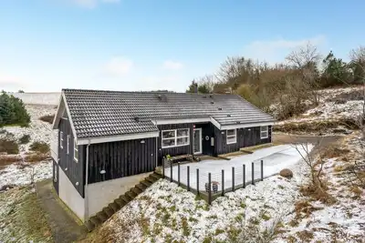 Image de Belle maison à Fur avec sauna