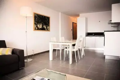 Image de 2 Pièces 4 Personnes (2 adultes + 2 enfants)