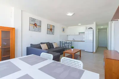 Image de Top floor sea view central holiday home