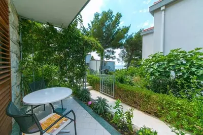 Image de Appartement de deux chambres avec le balcon Brela, Makarska (A-20778-a)