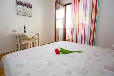 Garçonnière avec le balcon Promajna, Makarska (As-20785-b)