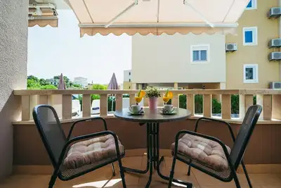 Garçonnière avec le balcon Promajna, Makarska (As-20882-c)