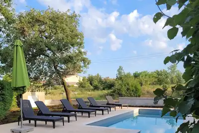 Image de Villa Oleandar with pool in Rogovici near Porec 7 km from the beach