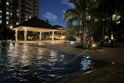 Beautiful and Spacious Fully Furnished Studio at The Grove Rockwell