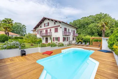 Image de L'hacienda \/ Ustaritz \/ Grande villa piscine