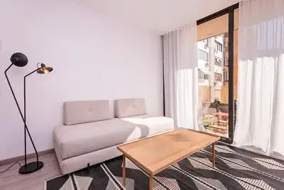 Image de Sweett | Fira 104 - Deux Chambres Appartement, Couchages 4