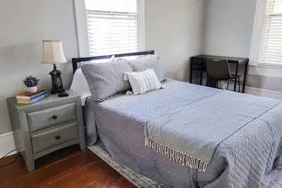 Image de Private Room in The Cottage on 5th in Downtown Eastman