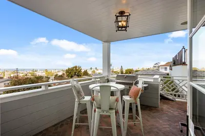 Image de New Build | Coastal Luxury, Designer, Ocean View!