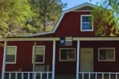 Image de Pure Country, plenty of space & trees, relaxing!