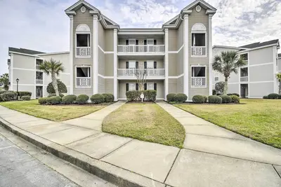 Image de Sunset Beach Resort Condo in Golf Community!