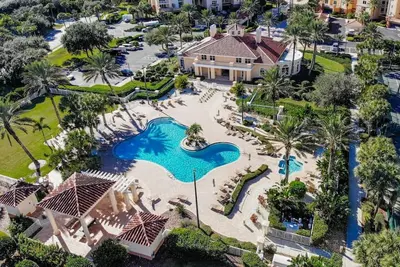 Image de New Smyrna Beachfront Modern Condo