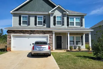 Image de New Family Home 7mins to Master Golf Course,