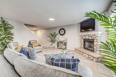 Image de Modern Home, Ruoff, Grand Park