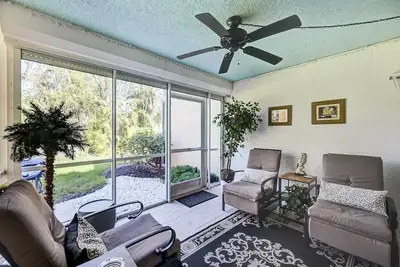 Image de Bonita Springs Condo w/ Pool, Near Beaches!