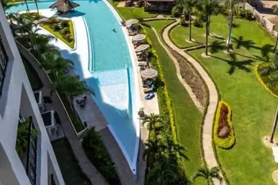 Image de Ocean front 3Br Unit - Balcony -Beach view - Pool
