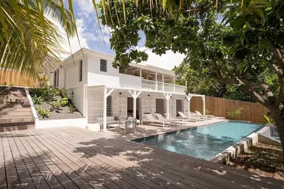 Image de Cabanes - villa, piscine, plage à pied, jardin tropical