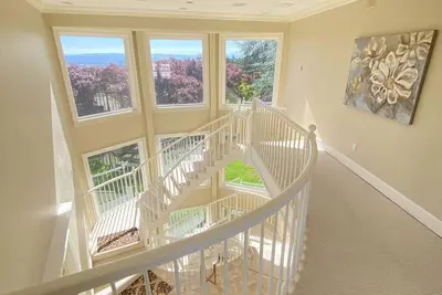 Image de Luxury and Cozy Villa in the Vineyard (Pet Friendly! )