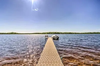 Image de Still Spring Availability at Sunset Retreat - a Crosslake Lake Home