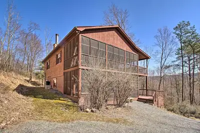 Image de Cabin w\/ Decks & Fire Pit Near Lost River!