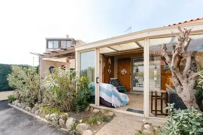 Image de Ls203 Pavillon climatisé pour 5 personnes proche mer avec piscine
