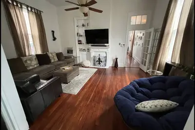 Image de NoLa Central Historical Charm- Newly renovated & 5 minutes from everything!