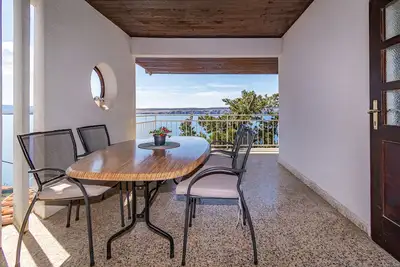 Image de Appartement d'une chambre avec la terrasse et la vue sur le mer Jadranovo, Crikvenica (A-20801-a)