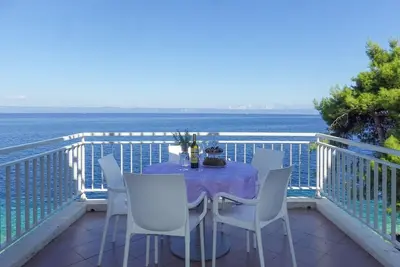 Image de Appartement de deux chambres prés de la plage Prigradica, Korcula (A-20871-b)