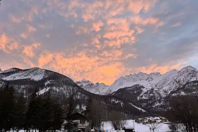 Image de Superbe Appartement chalet pieds des pistes et des Bains