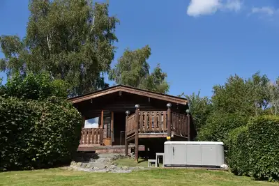 Image de Tawny Owl Lodge, pet friendly, with hot tub in Rhayader