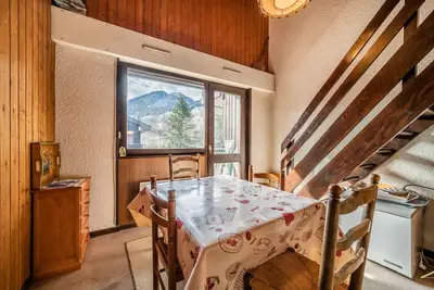 Image de Appartement \"Majestic Richebourg\" avec vue sur montagne et balcon