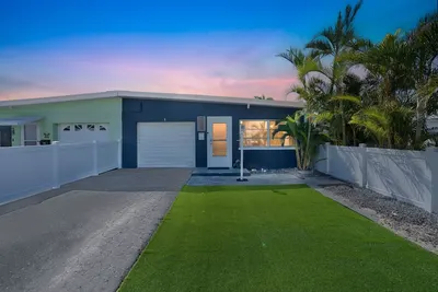 Image de Blue Isle Oasis: Adorable, updated 2 bedroom cottage