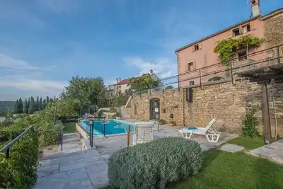 Image de Villa Belle with pool for max 12 Persons in Oprtalj Istria