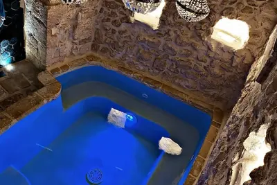 Image de Luxury suite with private heated pool and whirlpool