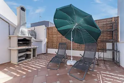 Image de Home2Book Charming Attic El Rincón de Telde, Bbq