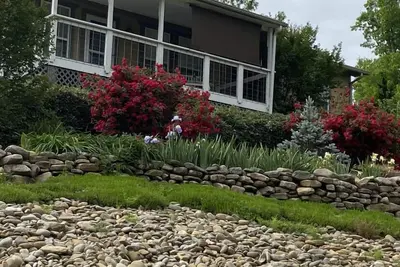 Image de Lake house on Douglas Lake