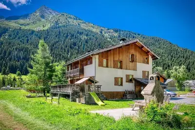 Image de Grand chalet vue montagne, 7min pistes la Plagne