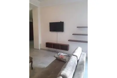 Image de house E.