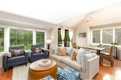 Image de Pool Access, King Beds, Territory Amenities, Near Golf & on Lake Galena