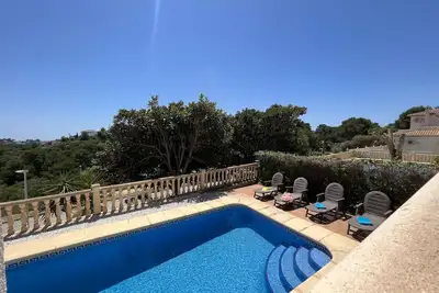 Appartement dans une maison de vacances avec climatisation, piscine privée, Wifi, Tv, terrasse
