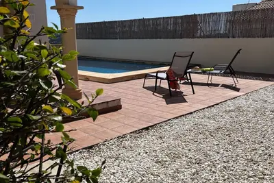 Appartement dans une maison de vacances avec climatisation, Wifi, piscine privée, Tv, terrasse