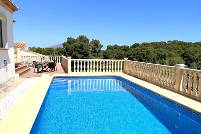 Appartement dans une maison de vacances avec Wifi, climatisation, piscine privée, Tv, terrasse