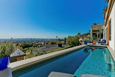 3 Bd Modern Sunset Strip View Home w/ pool & spa