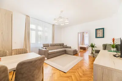 Brasov Holiday Residence, lovely villa in Brasov City Center