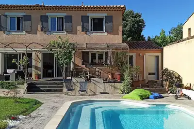 Image de Air-conditioned villa with swimming pool in the heart of Provence