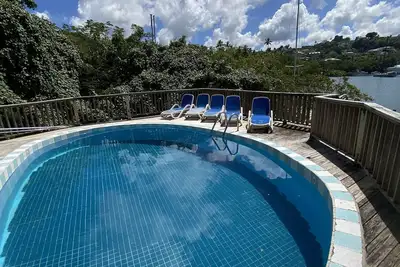 Image de Delightful over the water cabin