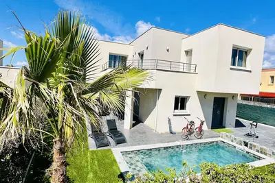 Image de Villa de Vinci+ climatisation + piscine + 6 vélos pour 10 personnes