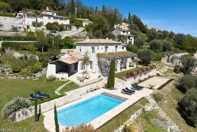 Image de Stylish villa with panoramic view