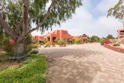 Image de 3 Br Wine Country Getaway at 3 acre Hacienda