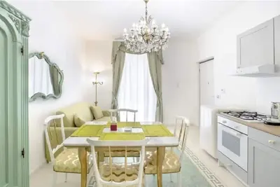 Clarissa Apartment
